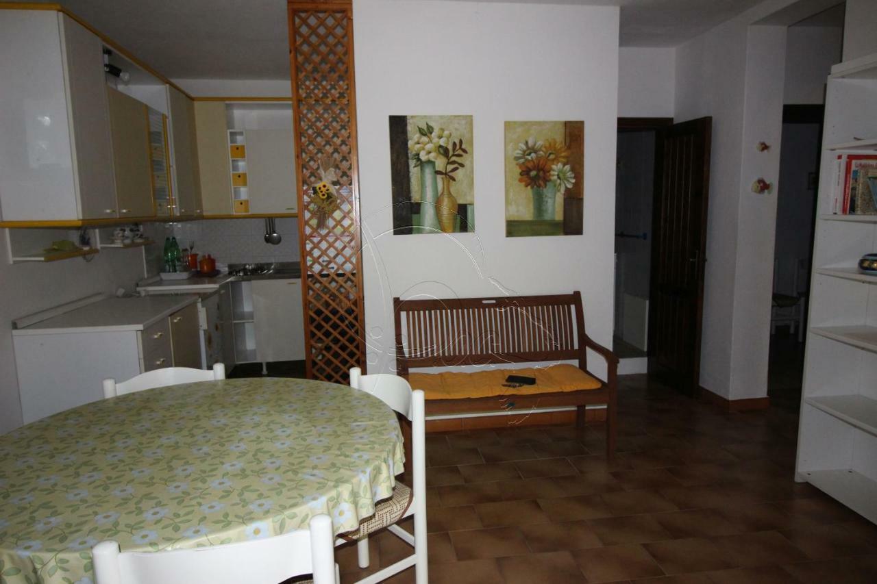 Appartamento Con Giardino Торе Дей Корсари Екстериор снимка