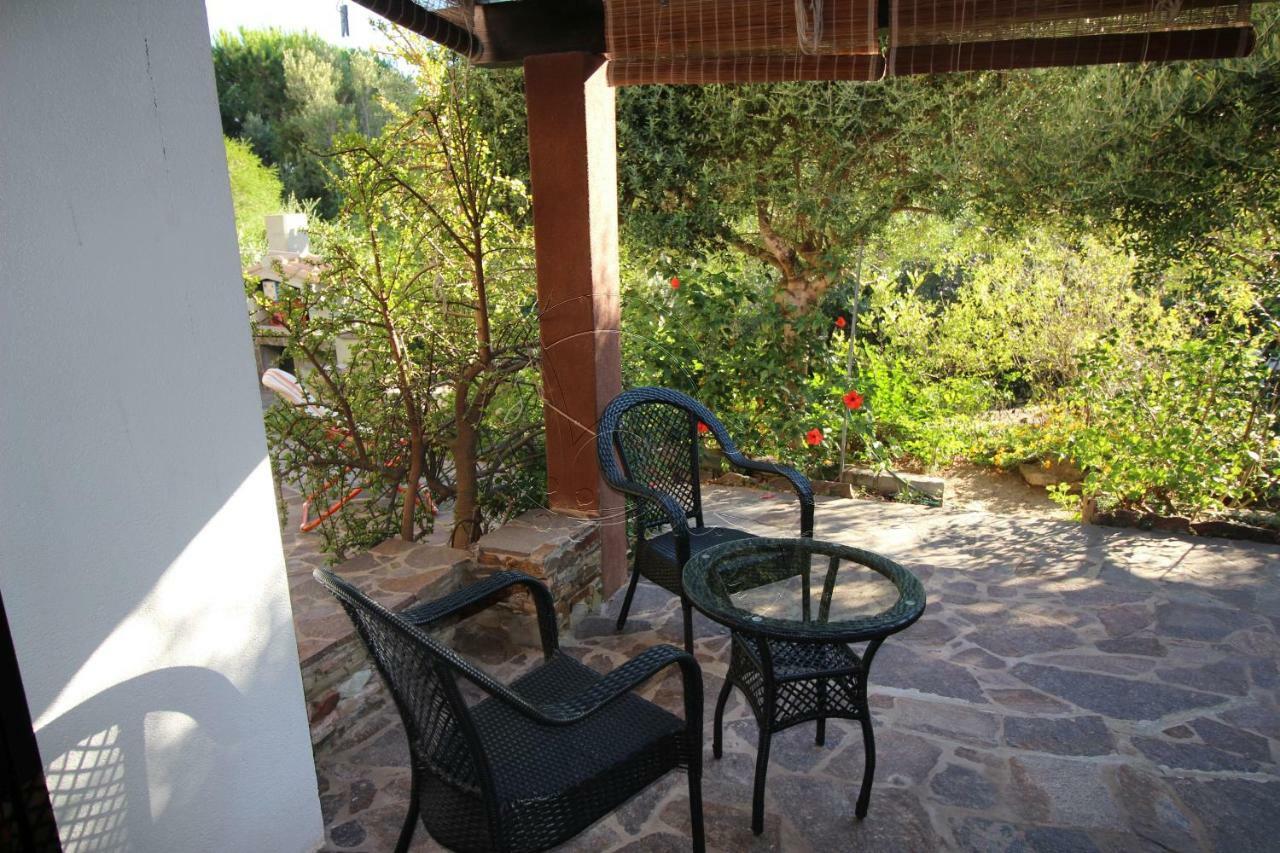 Appartamento Con Giardino Торе Дей Корсари Екстериор снимка